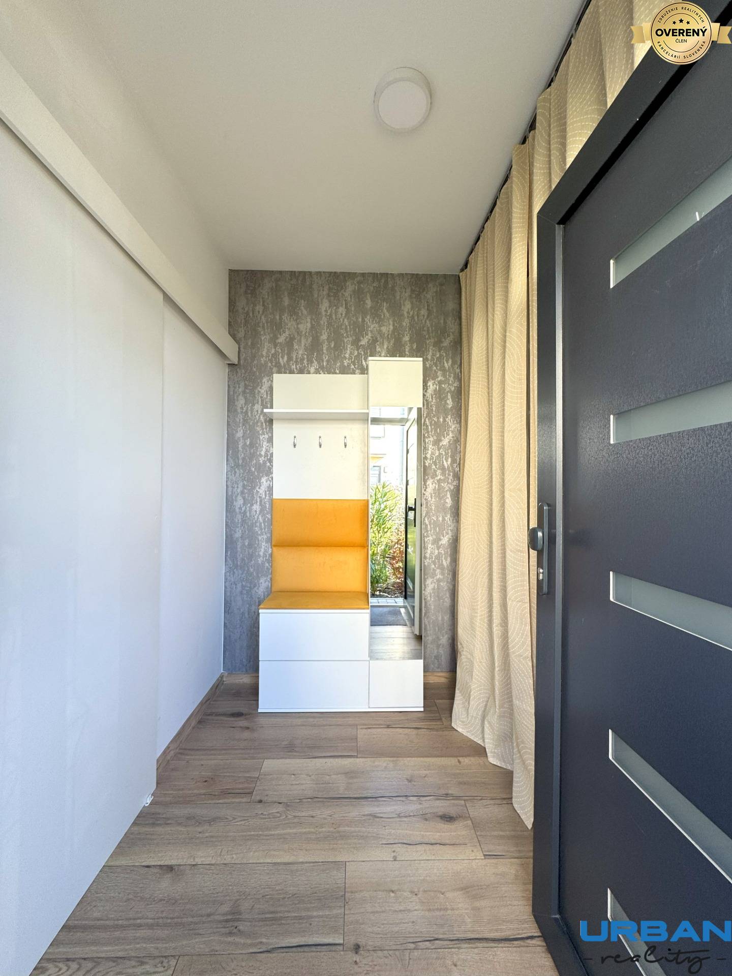 Moderný 3-izbový byt so záhradou