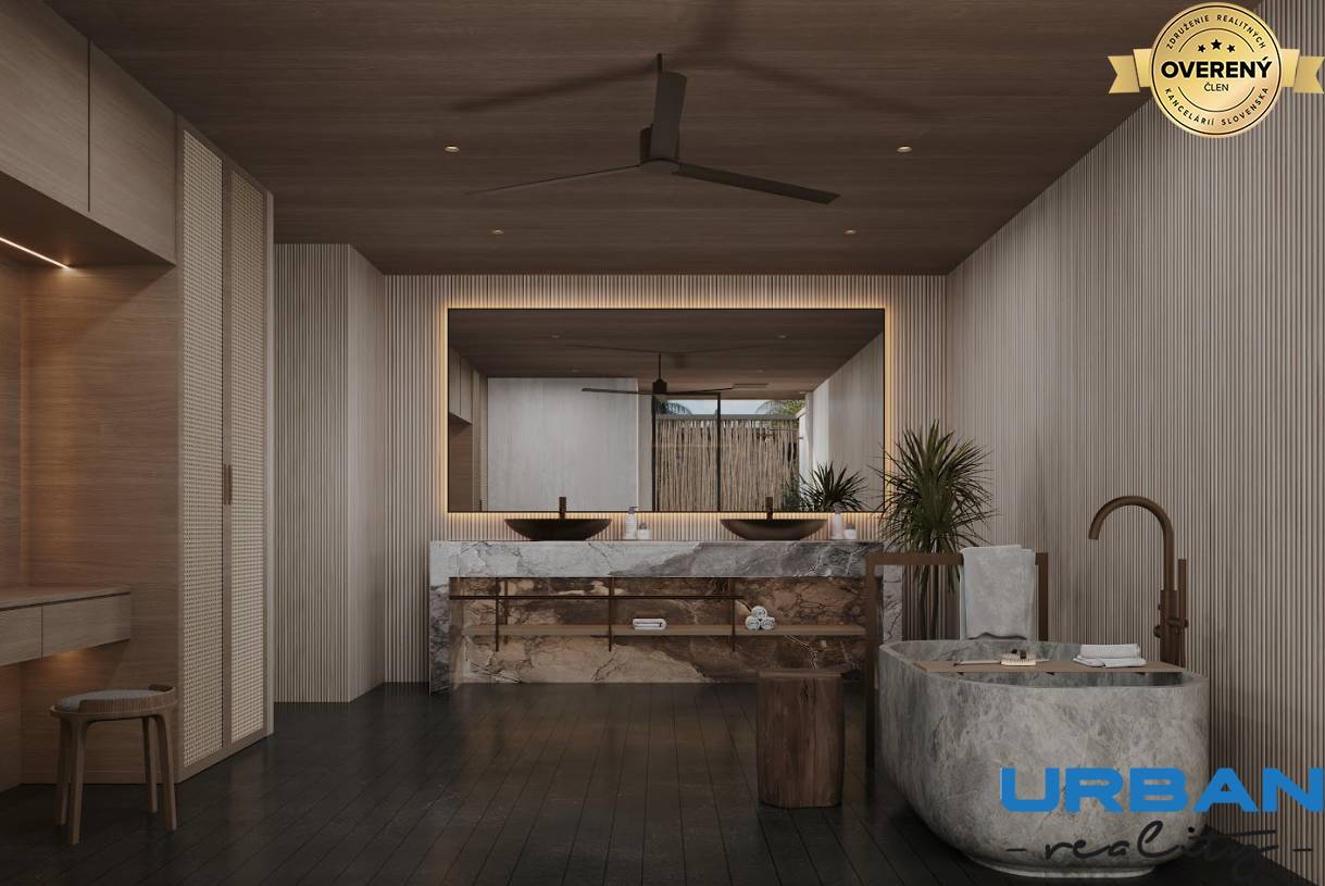 bathroom with bathtub.png