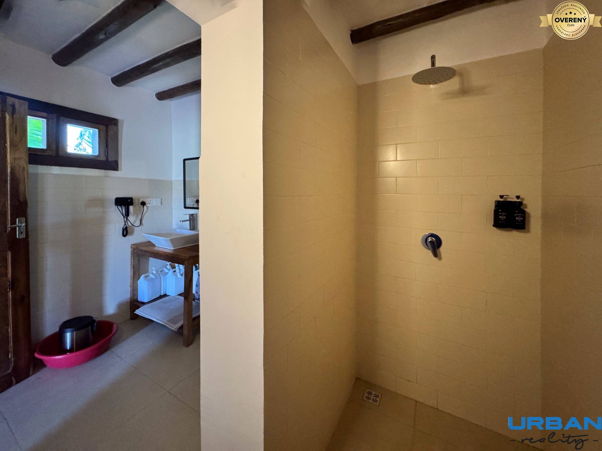 VILLA WITH OCEAN VIEW