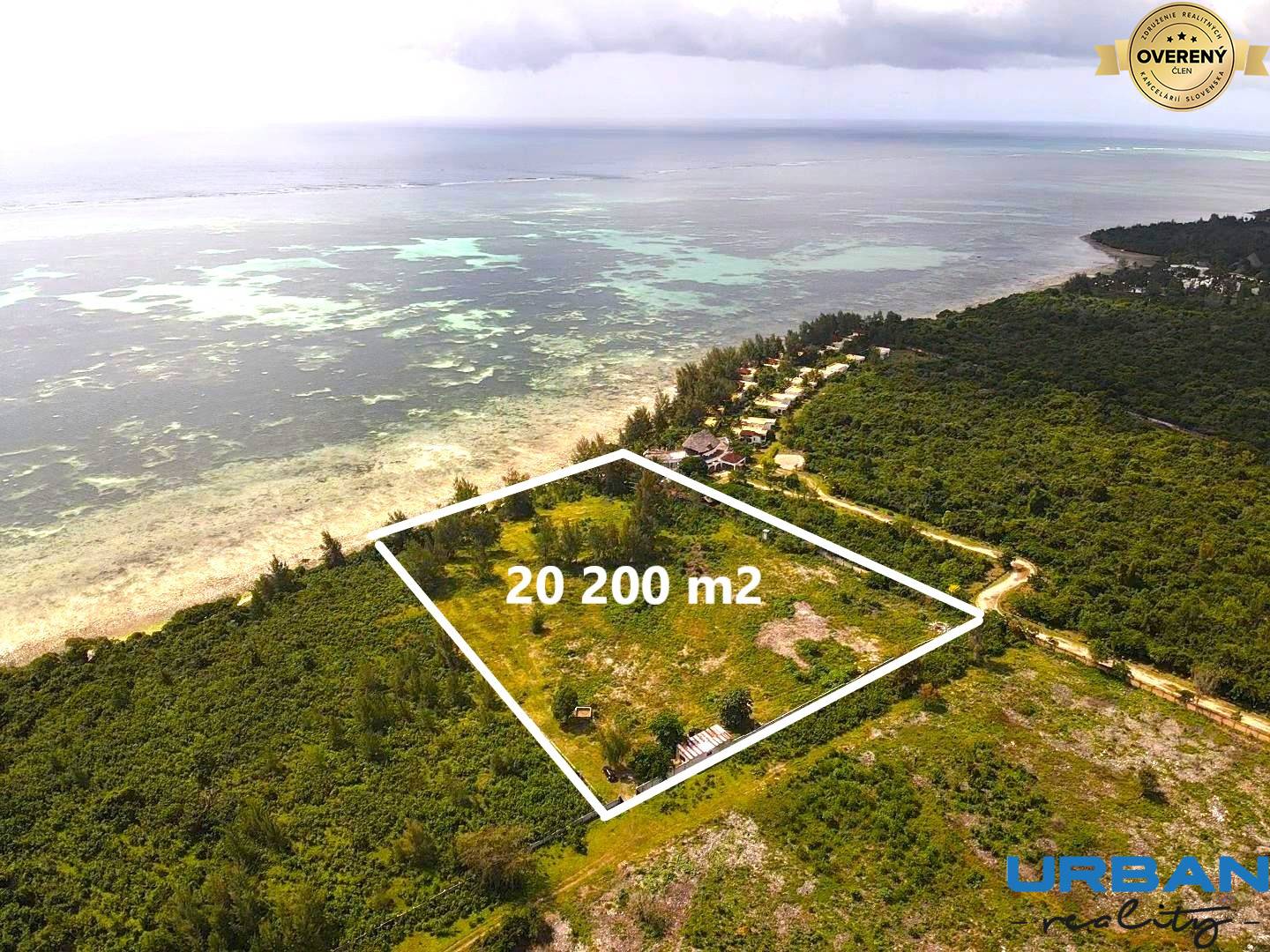 Beach plot in Kiwengwa