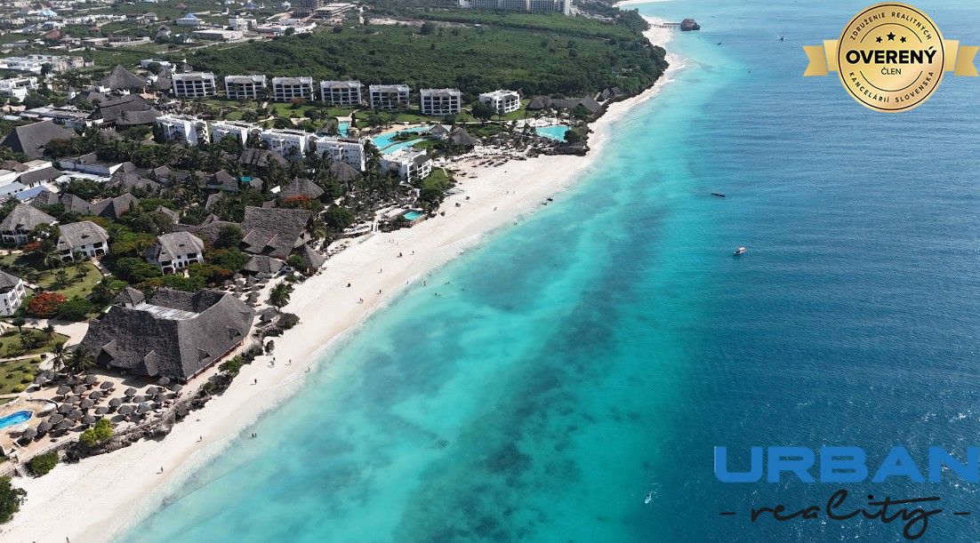 Nungwi beach 1.jpg
