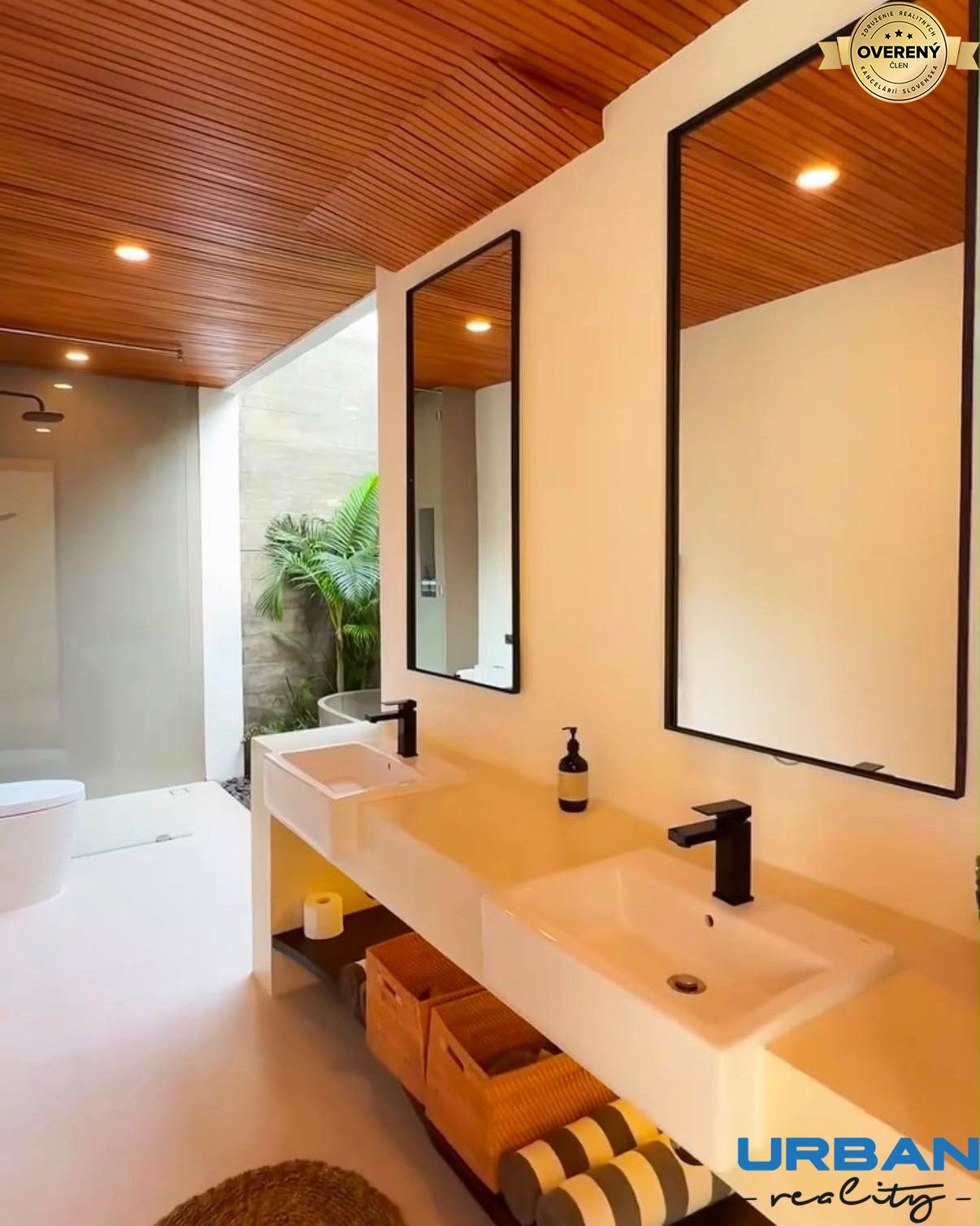 Bathroom.jpeg